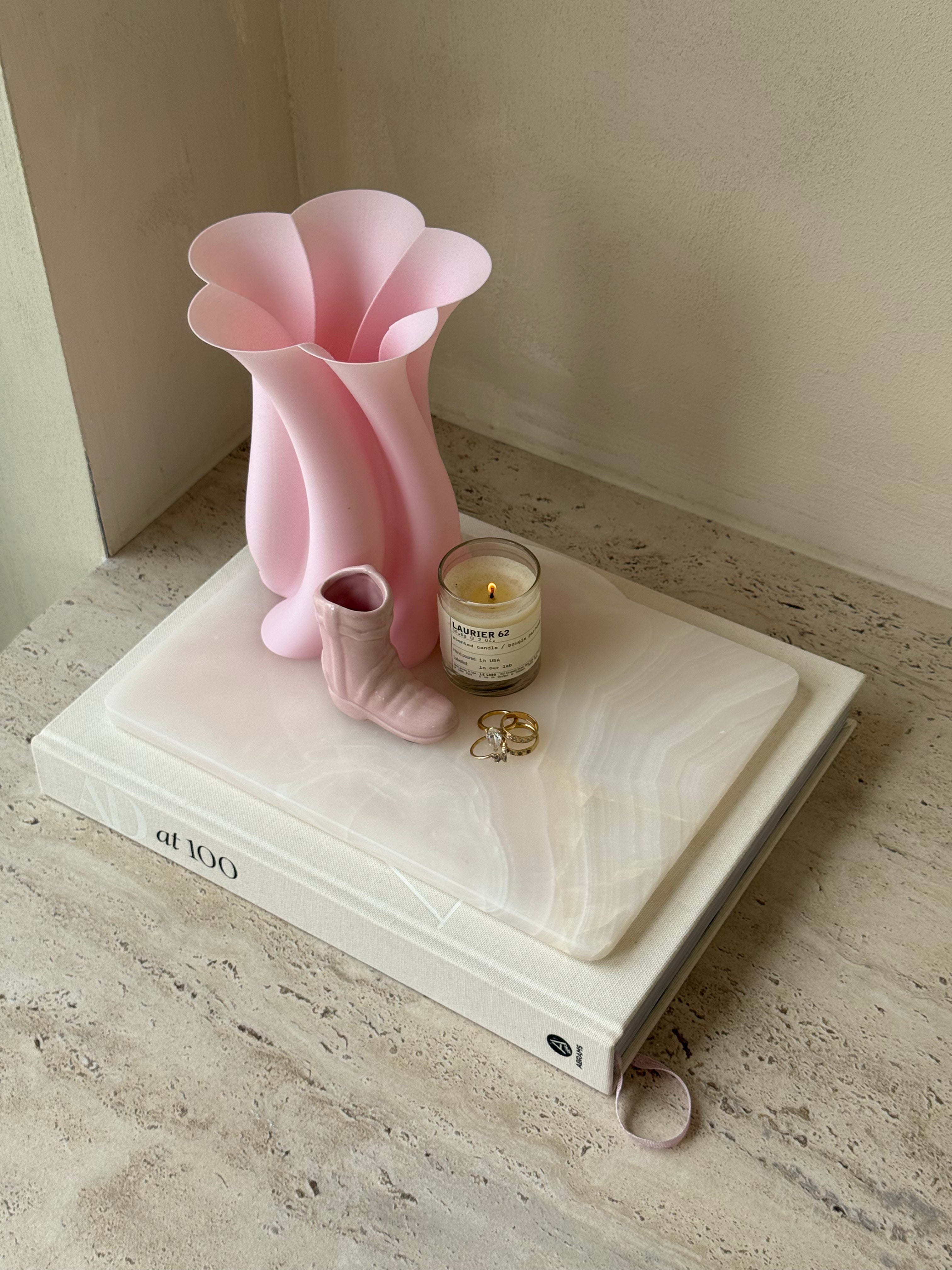 STARLIGHT TRAY - White Onyx