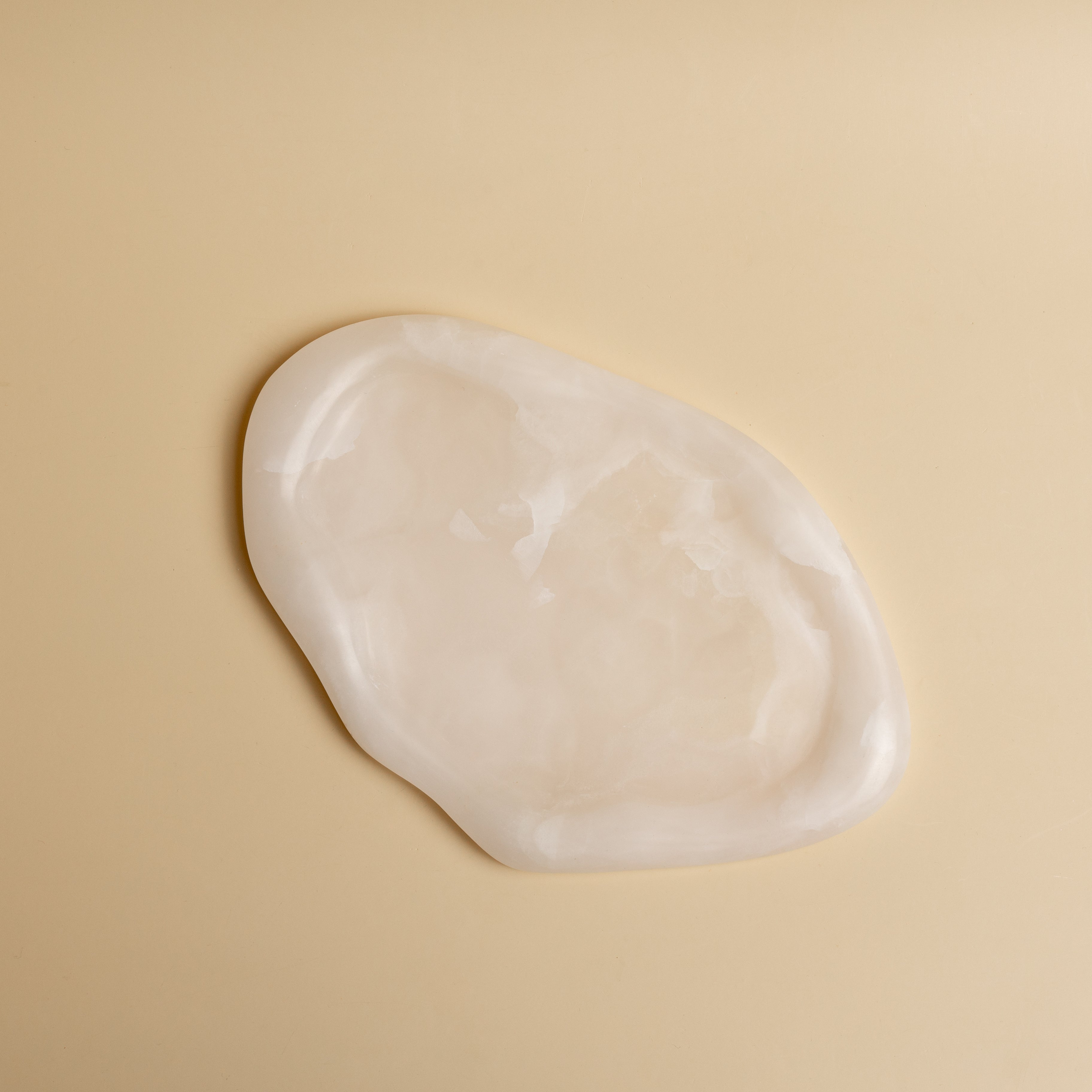 SWOON TRAY - White Onyx