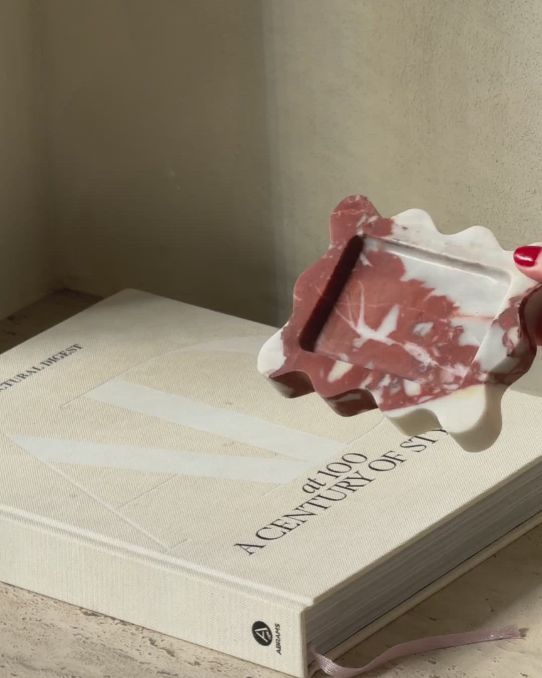 SOFIA TRAY - Calacatta viola Red